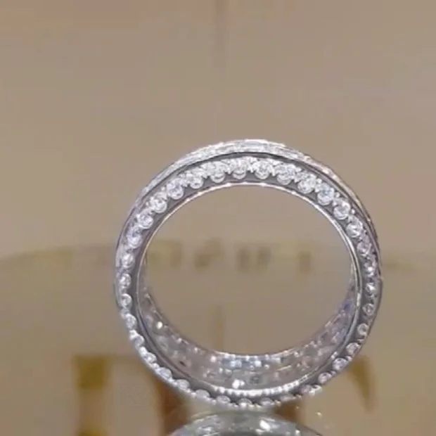 Prinzessschliff Diamantweiß Ringband aus 925er Sterlingsilber