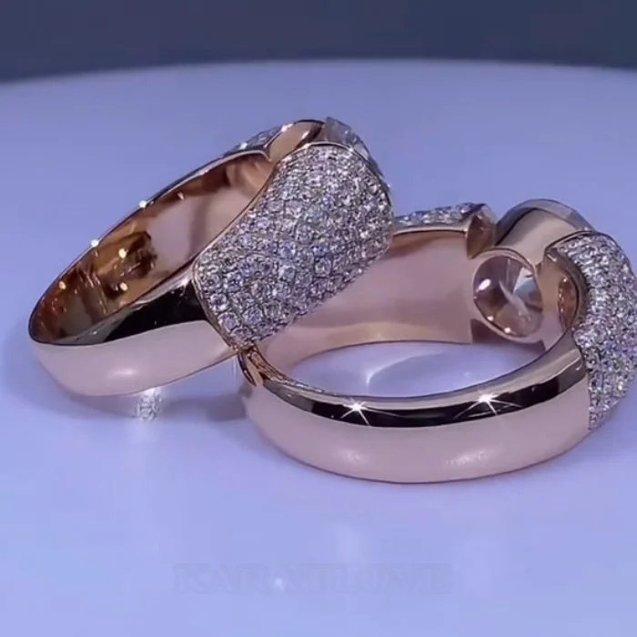 Paar-Ringe aus rosévergoldetem Sterlingsilber mit Brillantschliff-Diamant