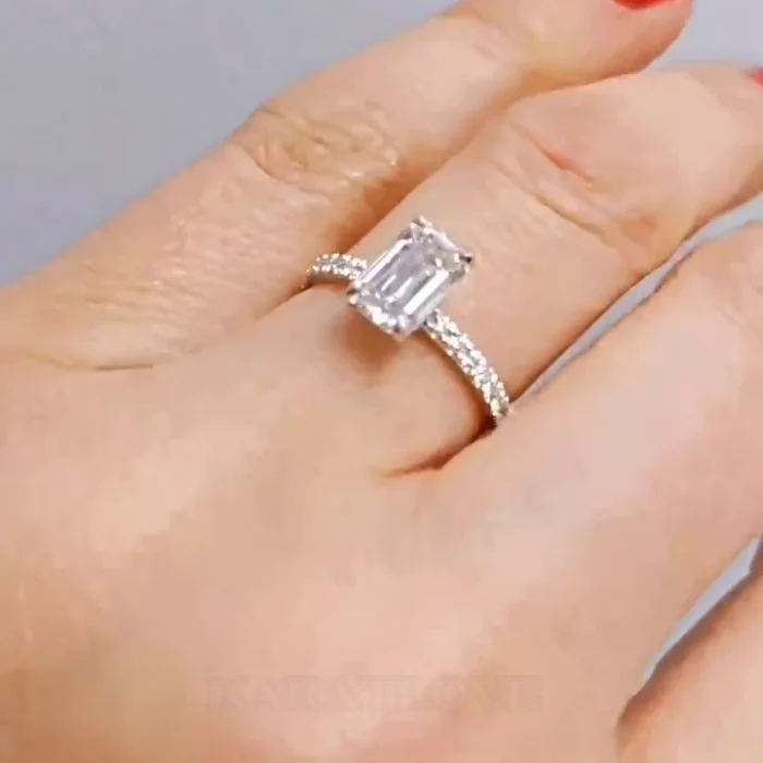 Smaragdschliff Diamantweiß 925er Sterlingsilber Klassisch Verlobungsring