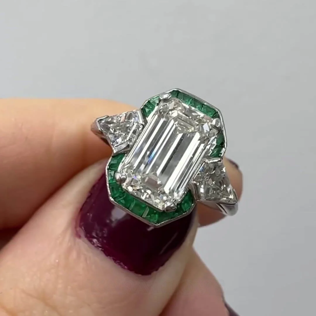 Smaragd Diamantweiß 925er Sterlingsilber Halo 3-Steine Verlobungsring