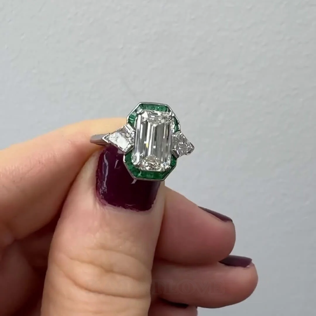 Smaragd Diamantweiß 925er Sterlingsilber Halo 3-Steine Verlobungsring