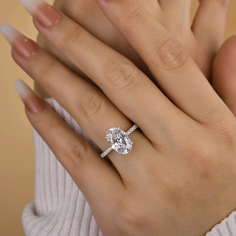 Ovalschnitt Diamantweiß 925er Sterlingsilber Verlobungsring