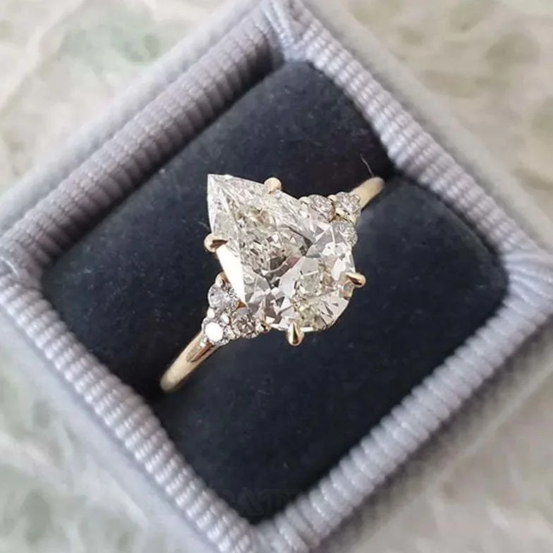 Tropfenschliff Diamantweiß 925er Sterlingsilber Gelbgold 3-Steine Verlobungsring Tropfenschliff Diamantweiß 925er Sterlingsilber Gelbgold 3-Steine Verlobungsring