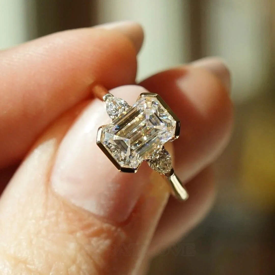 Smaragdschliff Diamantweiß 925er Sterlingsilber Gelbgold 3-Steine Verlobungsring
