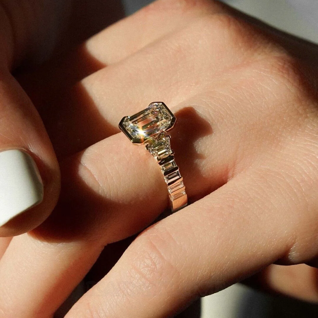 Smaragdschliff Diamantweiß 925er Sterlingsilber Gelbgold 3-Steine Verlobungsring