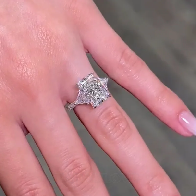 Radiantschliff Diamantweiß 925er Sterlingsilber 3-Steine Verlobungsring