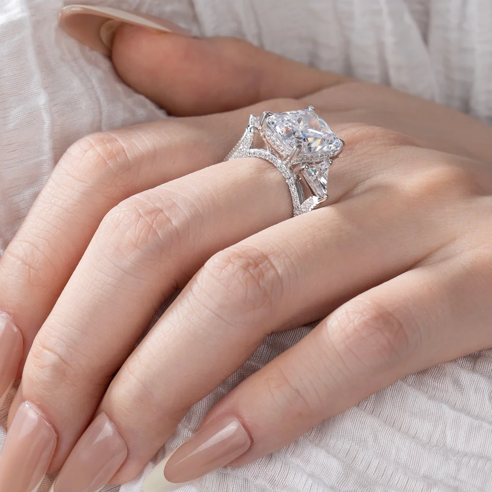 Radiantschliff Diamantweiß 925er Sterlingsilber 3-Steine Verlobungsring