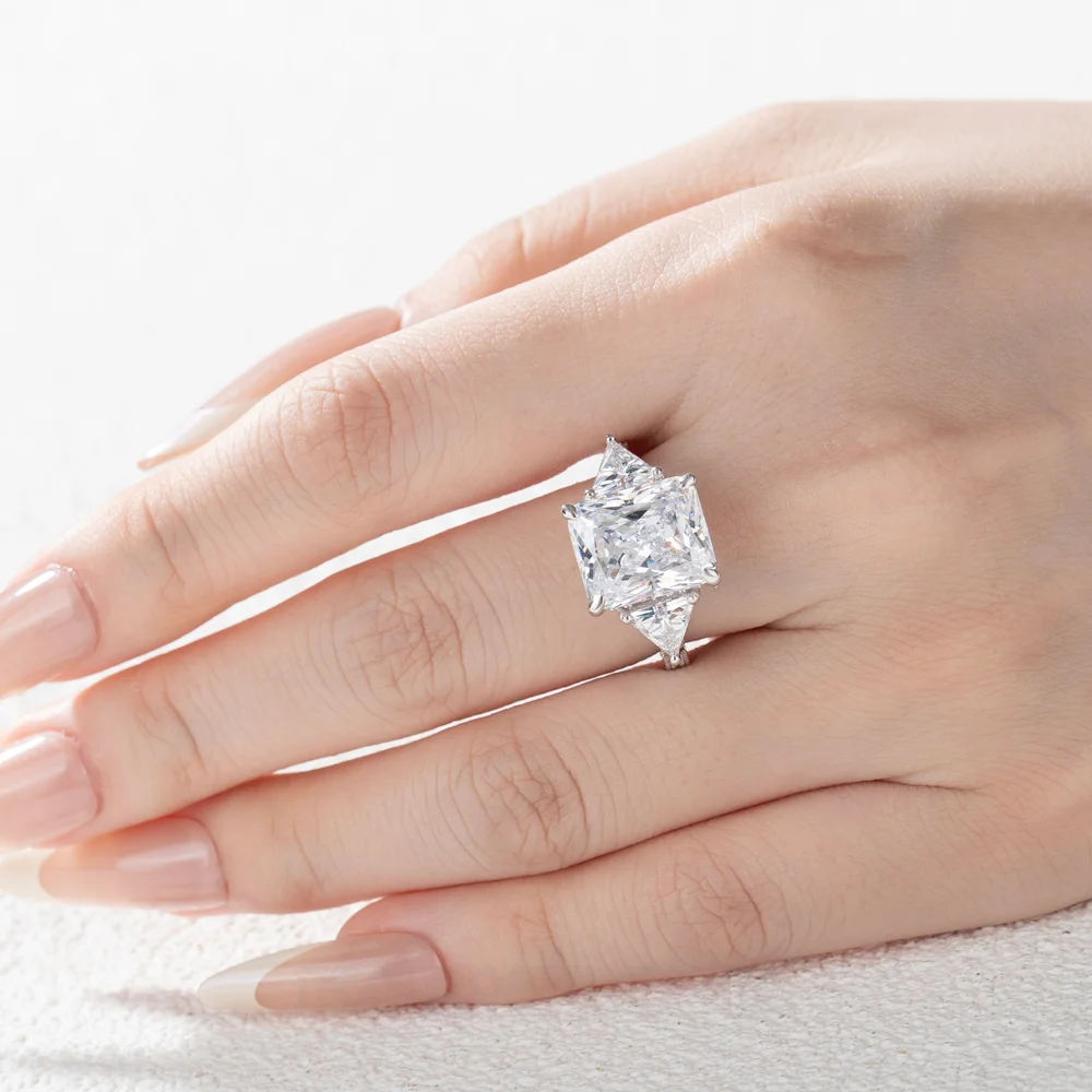 Radiantschliff Diamantweiß 925er Sterlingsilber 3-Steine Verlobungsring