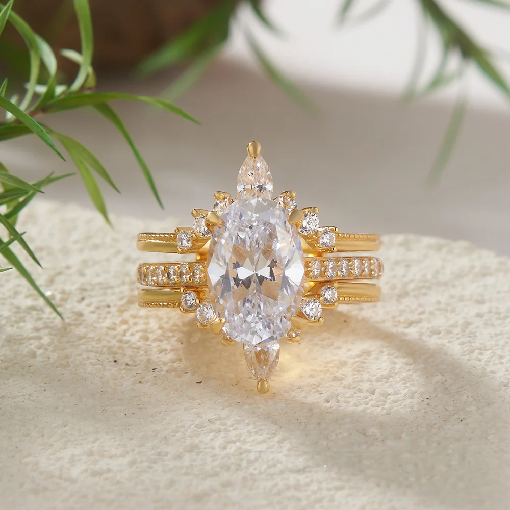 Ovalschliff Diamant Weiß Einfügen Sterling Silber Gelbgold Hidden Halo Jacke Ring-Set