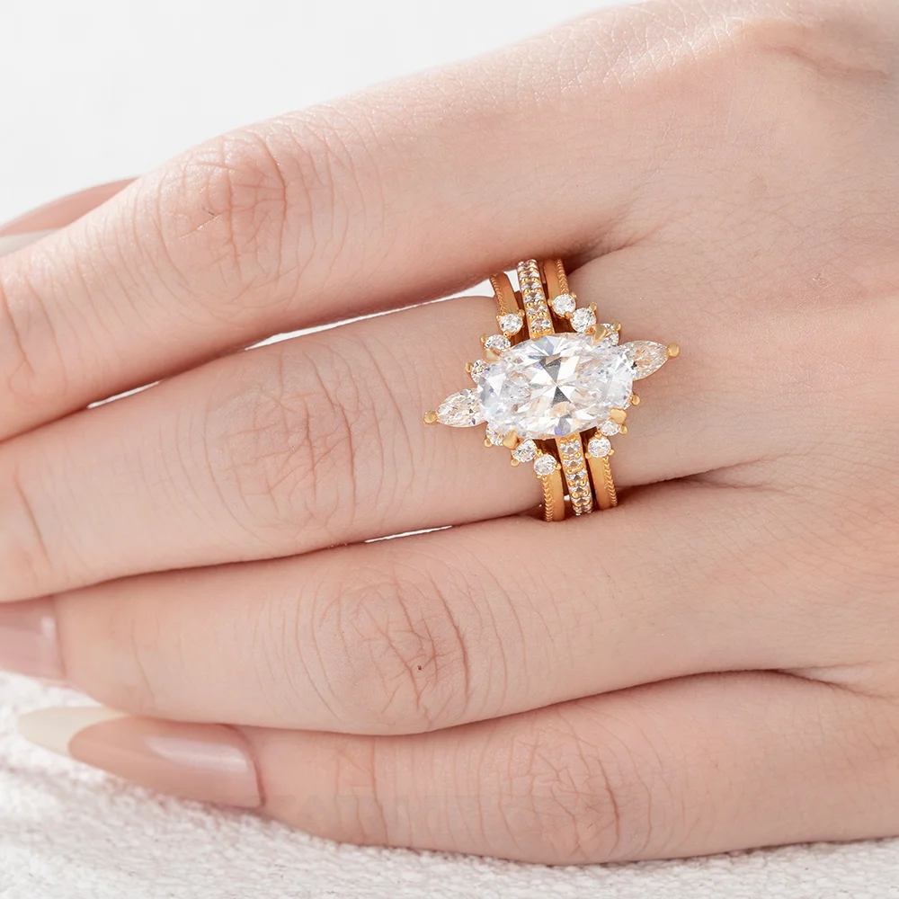 Ovalschliff Diamant Weiß Einfügen Sterling Silber Gelbgold Hidden Halo Jacke Ring-Set