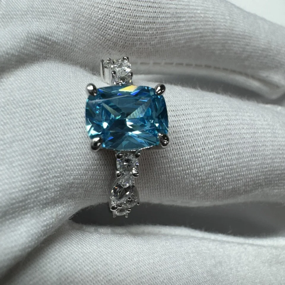 Radiantschliff Aquamarinblau 925er Sterlingsilber Verlobungsring