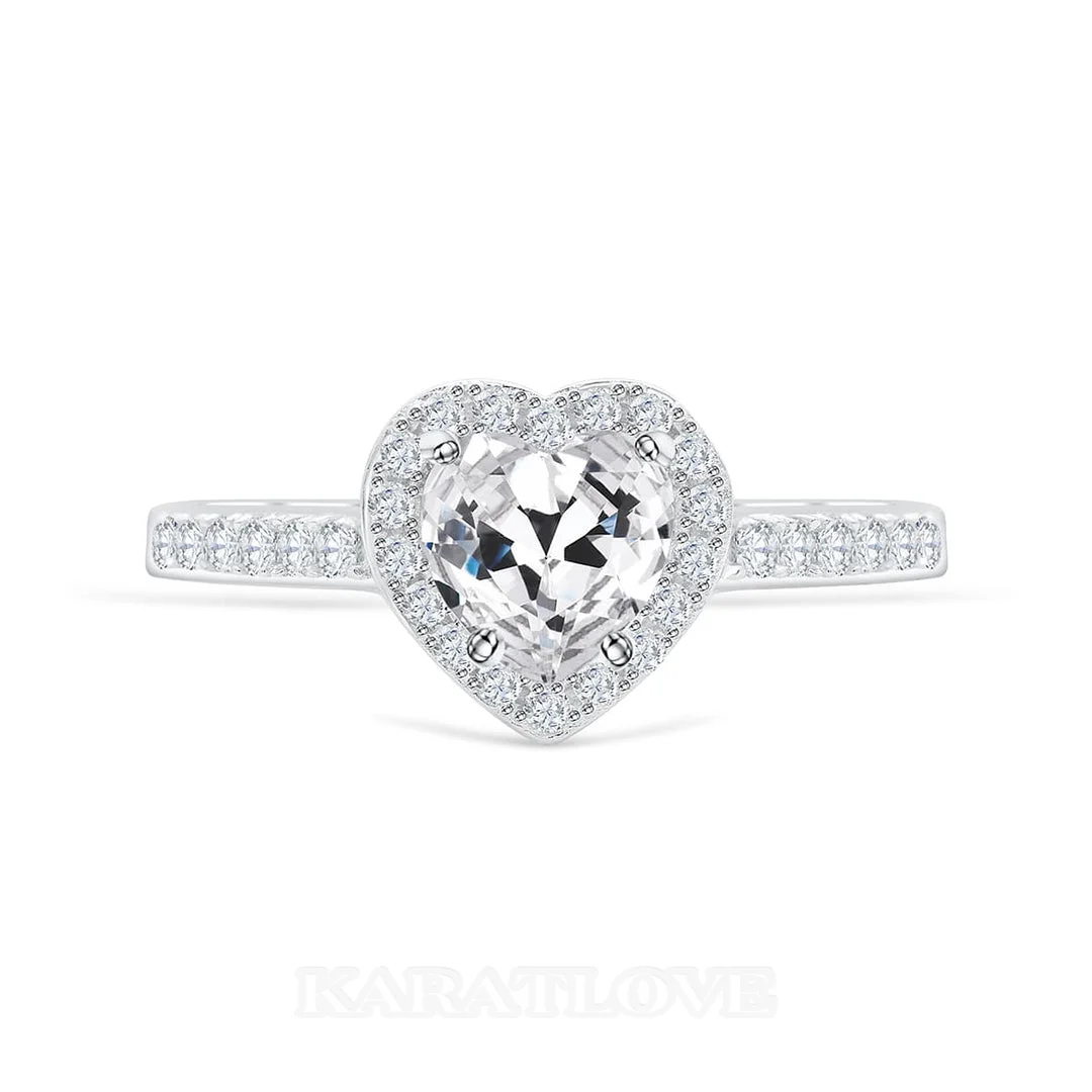 Herzförmige Diamantweiß Halo Verlobungsring aus 925er Sterlingsilber
