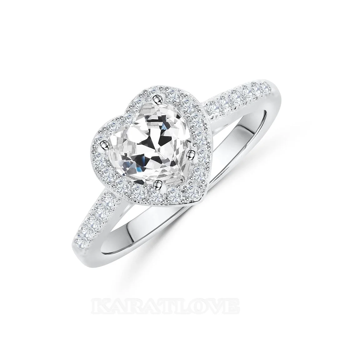 Herzförmige Diamantweiß Halo Verlobungsring aus 925er Sterlingsilber