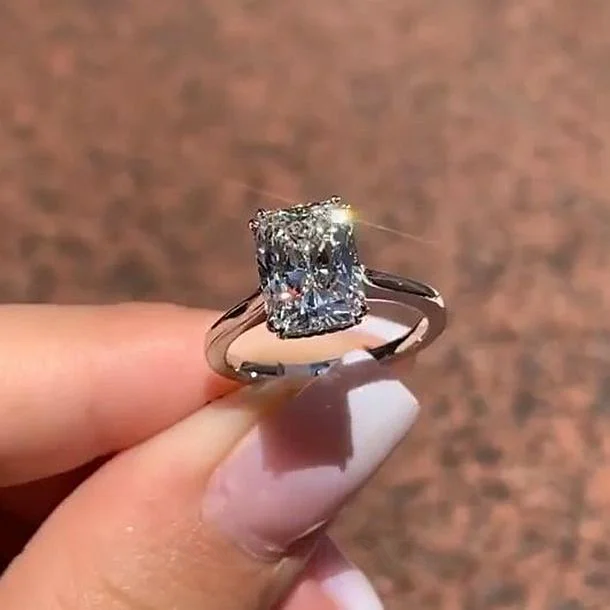 Diamantweiß Radiantschliff Klassisch Verlobungsring aus 925er Sterlingsilber Diamantweiß Radiantschliff Klassisch Verlobungsring aus 925er Sterlingsilber