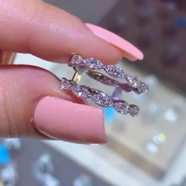 Diamantweiß Ovalschnitt Doppel-Halo Brautset aus 925er Sterlingsilber