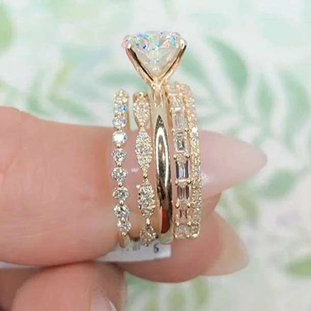 Rundschliff Diamantweiß Gold Brautset aus 925er Sterlingsilber Rundschliff Diamantweiß Gold Brautset aus 925er Sterlingsilber
