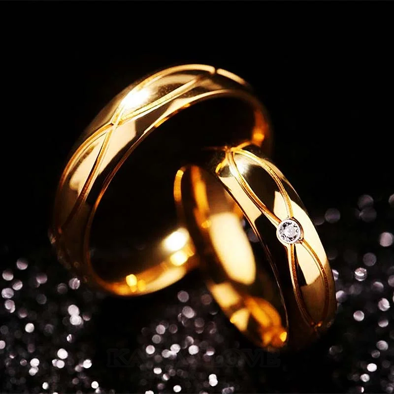 Runder Diamantweiß Gelbgold Titan Partnerringe
