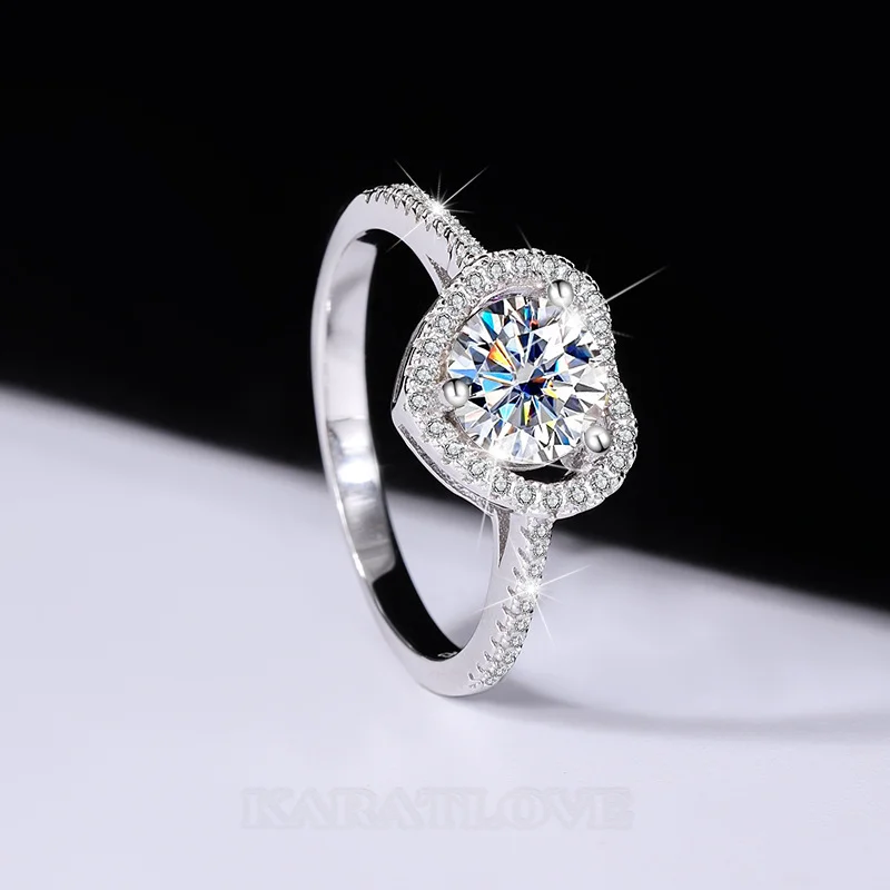 Rundschliff Moissanite Diamantweiß 925er Sterlingsilber Halo Verlobungsring