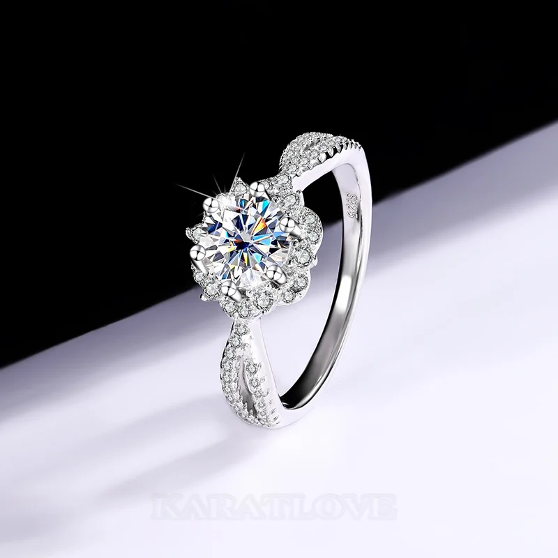 Rundschliff Moissanite Diamantweiß 925er Sterlingsilber Halo Verlobungsring