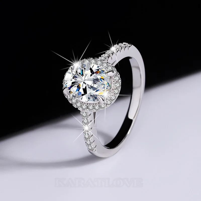 Ovalschnitt Moissanite Diamantweiß 925er Sterlingsilber Halo Verlobungsring