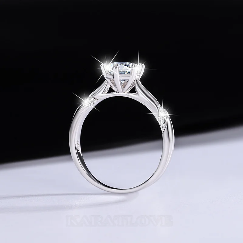 Rundschliff Moissanite Diamantweiß 925er Sterlingsilber Klassisch Verlobungsring