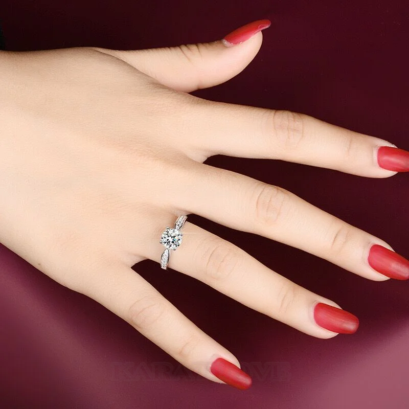 Rundschliff Moissanite Diamantweiß 925er Sterlingsilber Klassisch Verlobungsring