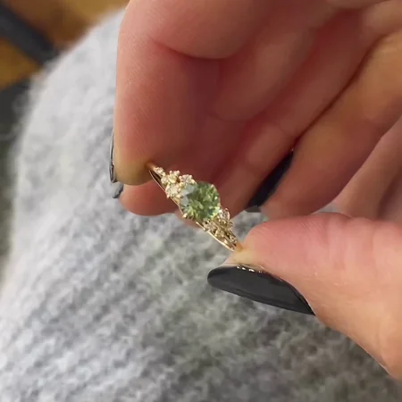 Rundschliff Peridotgrün...