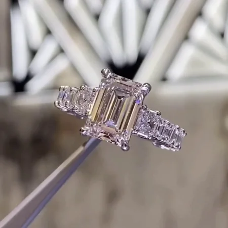 Smaragdschliff Diamantweiß 925er Sterlingsilber 3-Steine Verlobungsring