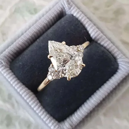 Tropfenschliff Diamantweiß 925er Sterlingsilber Gelbgold 3-Steine Verlobungsring