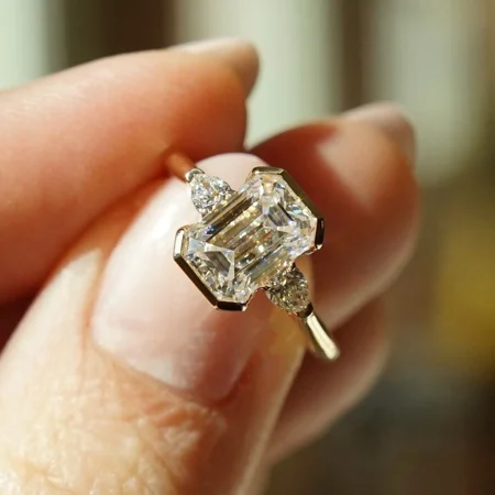 Smaragdschliff Diamantweiß 925er Sterlingsilber Gelbgold 3-Steine Verlobungsring