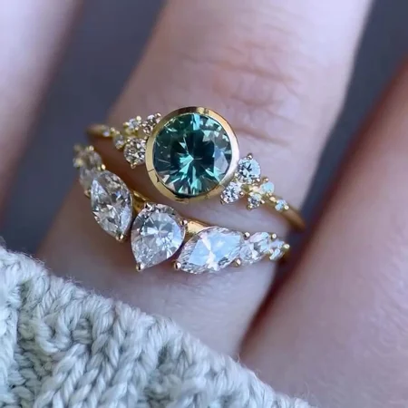 Rundschliff Smaragdgrün...