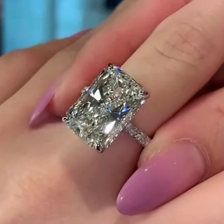 Radiantschliff Diamantweiß Verlobungsring aus 925er Sterlingsilber