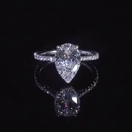 Tropfenschliff Diamantweiß 925er Sterlingsilber Halo Verlobungsring