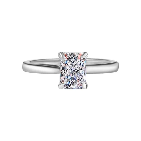Radiantschliff Moissanite...