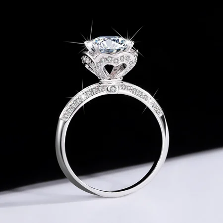 Rundschliff Moissanite...