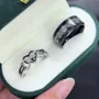 Paar-Ringe aus weißem Sterlingsilber mit Brillantschliff-Diamant