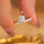 Rundschliff Diamantweiß Gelbgold Verlobungsring aus 925er Sterlingsilber