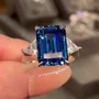 Smaragdschliff Saphirblau 3-Steine Verlobungsring aus 925er Sterlingsilber