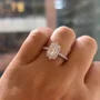 Smaragdschliff Diamantweiß Halo 925er Sterlingsilber Verlobungsring