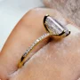 Smaragdschliff Diamantweiß 925er Sterlingsilber Gelbgold Verstecktes Halo Verlobungsring