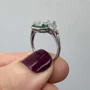 Smaragd Diamantweiß 925er Sterlingsilber Halo 3-Steine Verlobungsring