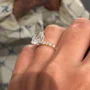 Kissenschliff Diamantweiß 925er Sterlingsilber Gelbgold Halo Verlobungsring