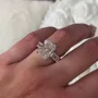 Radiantschliff Diamantweiß 925er Sterlingsilber Verstecktes Halo Verlobungsring