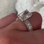 Radiantschliff Diamantweiß 925er Sterlingsilber Verstecktes Halo Verlobungsring