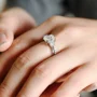 Smaragdschliff Diamantweiß Klassisch 3-Steine 925er Sterlingsilber Ring-Set