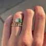 Smaragdschliff Diamantweiß Tropfenschliff Smaragdgrün 925er Sterlingsilber Gelbgold 3-teilige Ring-Set