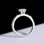 Rundschliff Moissanite Diamantweiß 925er Sterlingsilber Klassisch Verlobungsring