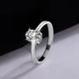 Ovalschnitt Moissanite Diamantweiß 925er Sterlingsilber Solitär-Verlobungsring