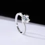 Rundschliff Moissanite Diamantweiß 925er Sterlingsilber Klassisch Verlobungsring