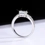 Rundschliff Moissanite Diamantweiß 925er Sterlingsilber Klassisch Verlobungsring